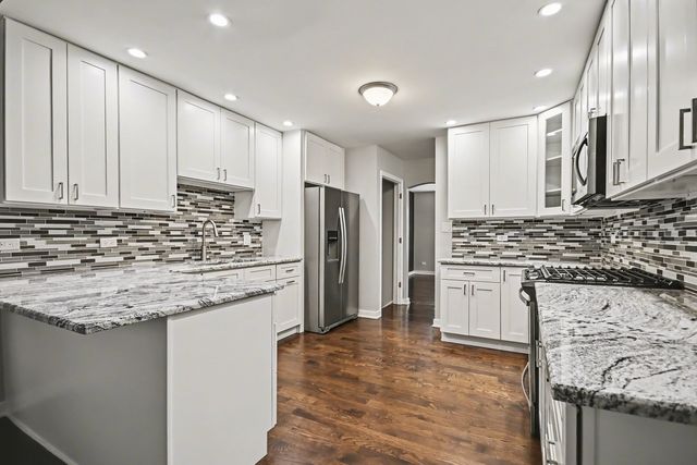 1452 Concord Avenue, Westchester, IL 60154