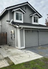 5723 Larcom Ln, Stockton, CA 95210