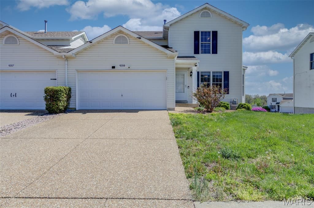 1059 Chesterfield Drive, Wentzville, MO 63385