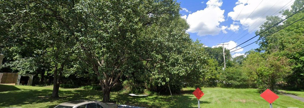 Image 3 of property listing at LARCHDALE RD, Laurel, MD 20708