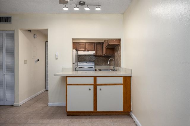 6519 W NEWBERRY 1004, Gainesville, FL 32605