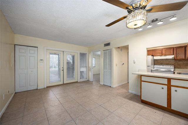 6519 W NEWBERRY 1004, Gainesville, FL 32605