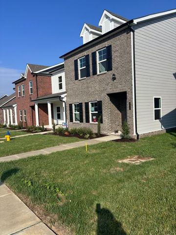 977 Nance Ln, Lebanon, TN 37087