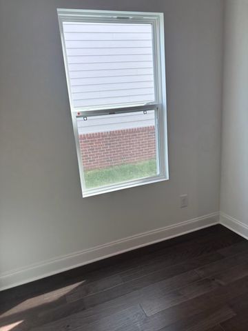 977 Nance Ln, Lebanon, TN 37087