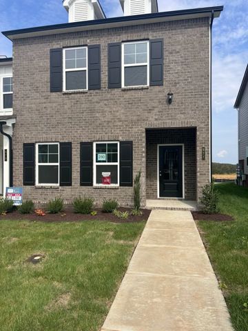 977 Nance Ln, Lebanon, TN 37087