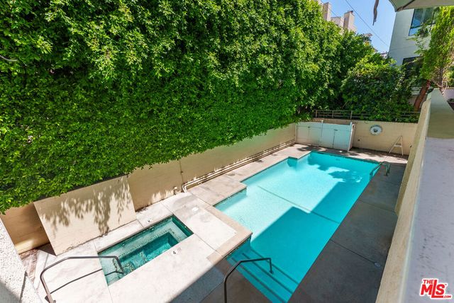 1520 Camden Avenue 105, Los Angeles, CA 90025