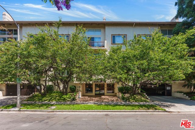 1520 Camden Avenue 105, Los Angeles, CA 90025