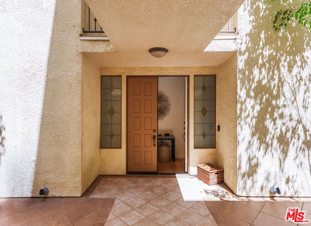1520 Camden Avenue 105, Los Angeles, CA 90025
