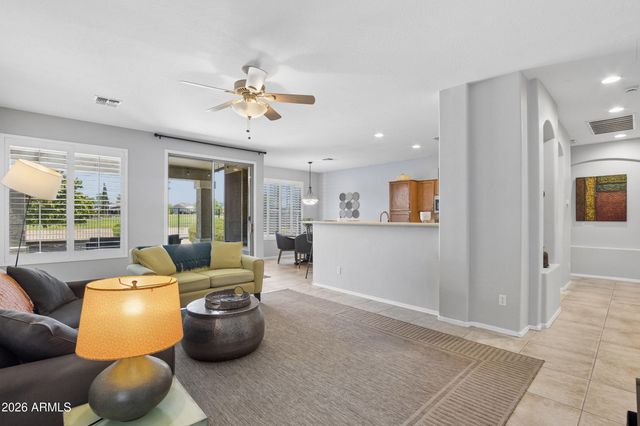 29906 N Little Leaf Drive, San Tan Valley, AZ 85143