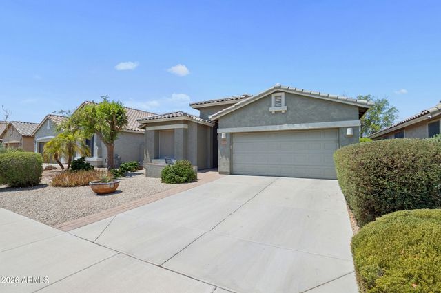 29906 N Little Leaf Drive, San Tan Valley, AZ 85143