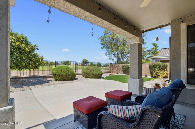 29906 N Little Leaf Drive, San Tan Valley, AZ 85143