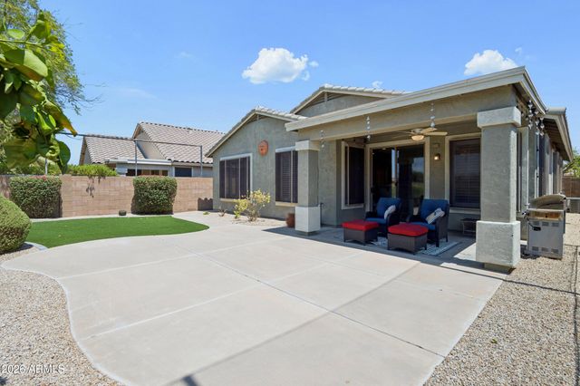 29906 N Little Leaf Drive, San Tan Valley, AZ 85143