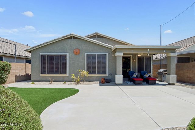 29906 N Little Leaf Drive, San Tan Valley, AZ 85143