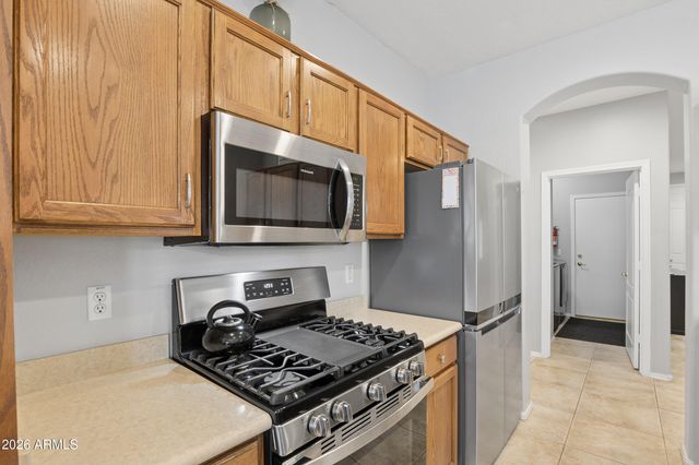 29906 N Little Leaf Drive, San Tan Valley, AZ 85143