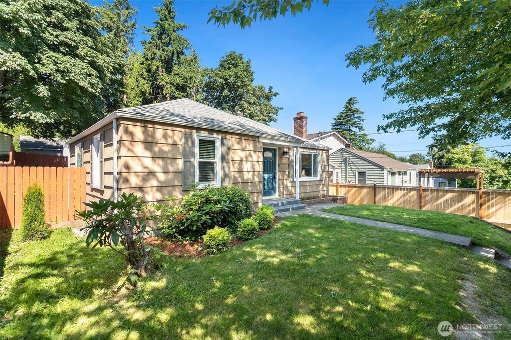 11451 71st Place S, Seattle, WA 98178