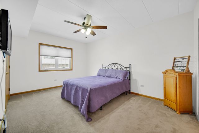 7779 Bristol Park Drive 1SE, Tinley Park, IL 60477