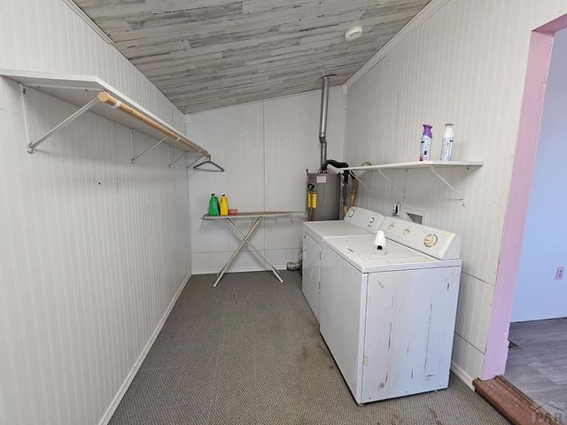 208 S 6th St, Holly, CO 81047