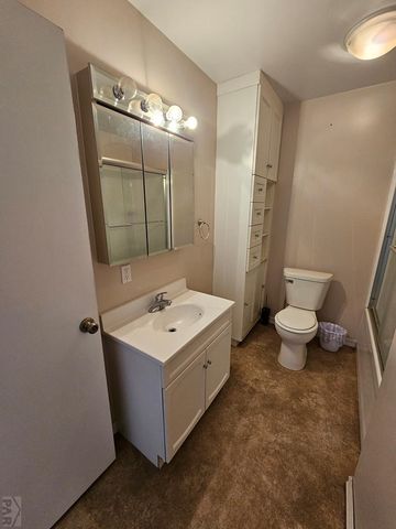 208 S 6th St, Holly, CO 81047