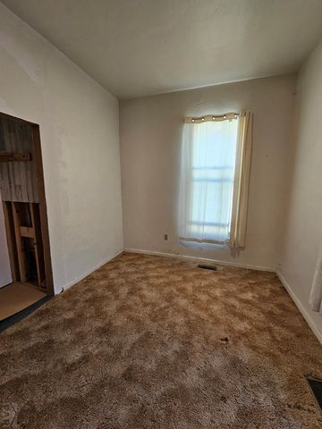 208 S 6th St, Holly, CO 81047
