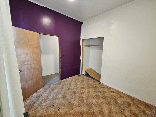 208 S 6th St, Holly, CO 81047
