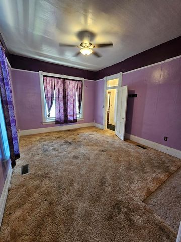 208 S 6th St, Holly, CO 81047