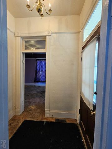 208 S 6th St, Holly, CO 81047