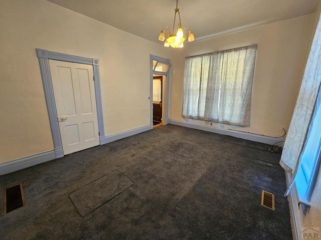 208 S 6th St, Holly, CO 81047