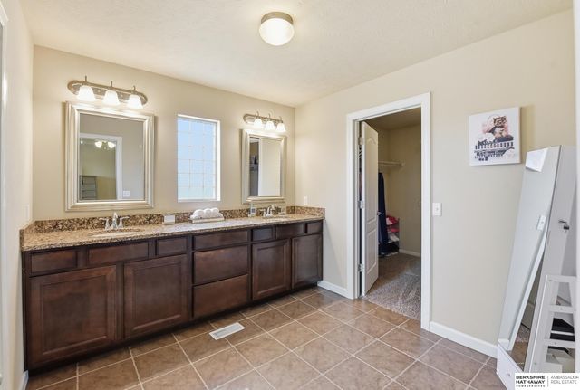 14702 S 22nd Street, Bellevue, NE 68123