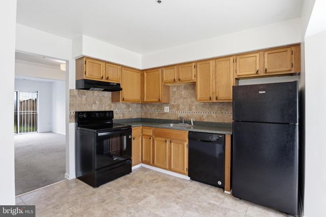 3213 PRINCE RANIER PL, District Heights, MD 20747