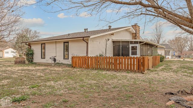 2813 Martinbrook Drive, Jonesboro, AR 72401