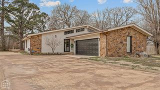 2813 Martinbrook Drive, Jonesboro, AR 72401