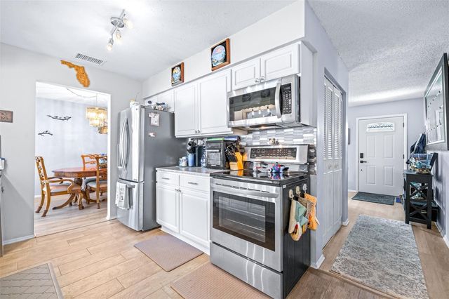 760 PILOTS WAY, Palm Harbor, FL 34685