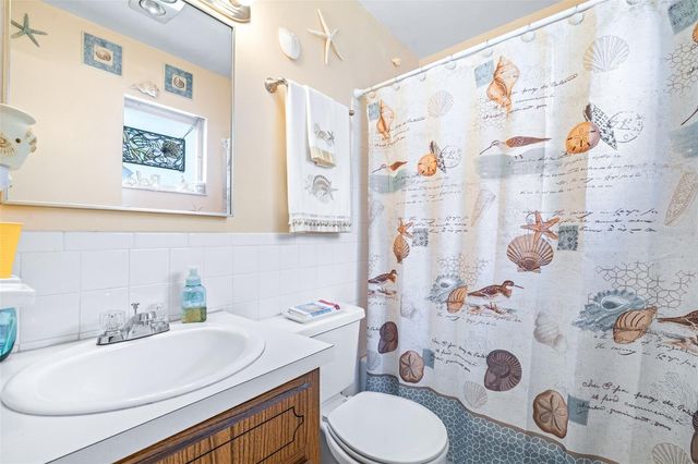 760 PILOTS WAY, Palm Harbor, FL 34685