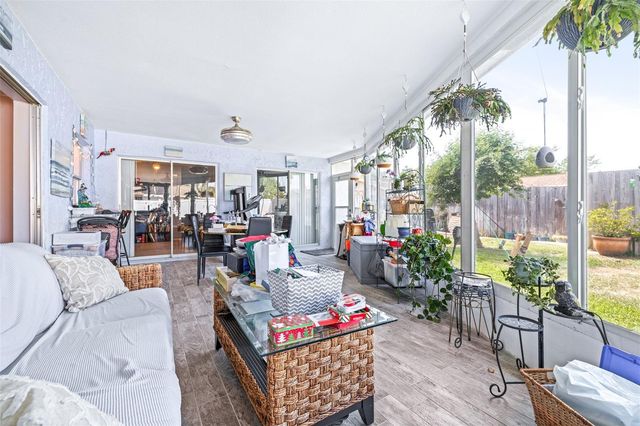 760 PILOTS WAY, Palm Harbor, FL 34685