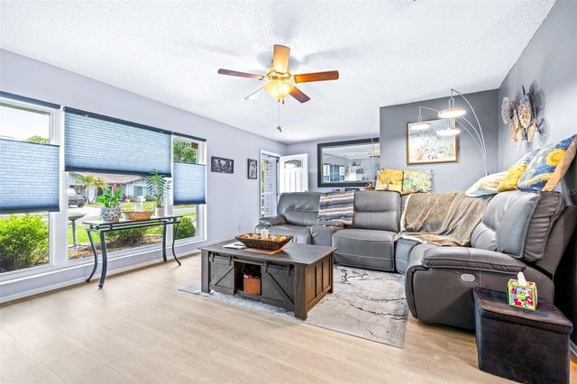 760 PILOTS WAY, Palm Harbor, FL 34685