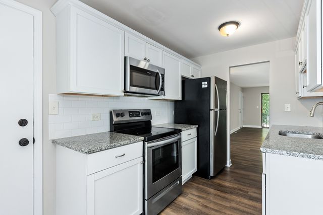 1736 S Washington Street G33, Naperville, IL 60565
