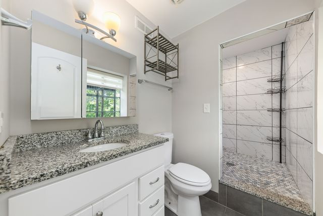 1736 S Washington Street G33, Naperville, IL 60565