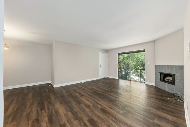 1736 S Washington Street G33, Naperville, IL 60565
