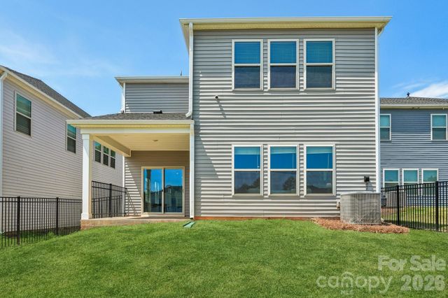 11912 Red Leaf Drive, Charlotte, NC 28215