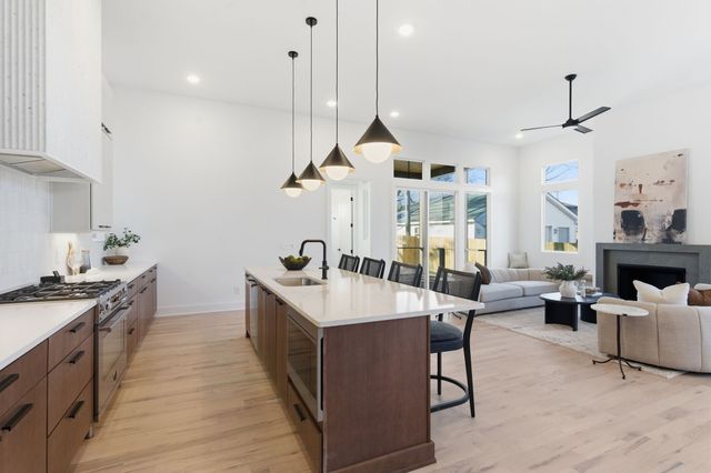 1228 Preston Dr, Nashville, TN 37206