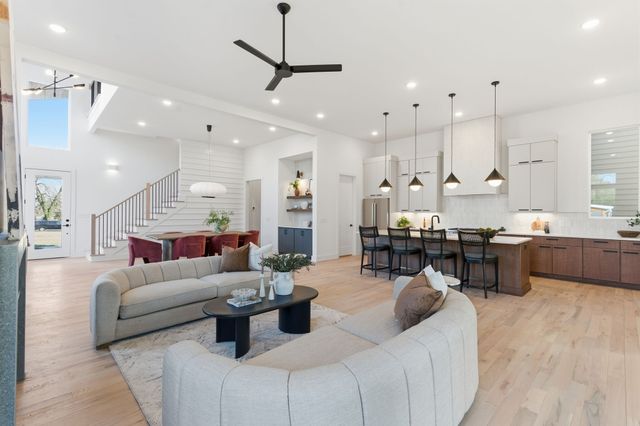 1228 Preston Dr, Nashville, TN 37206