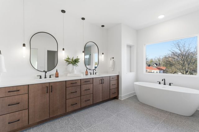 1228 Preston Dr, Nashville, TN 37206