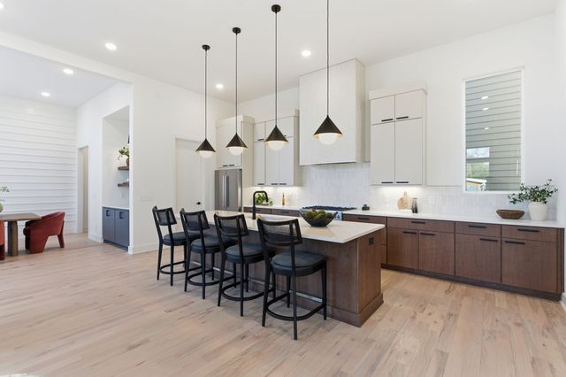 1228 Preston Dr, Nashville, TN 37206