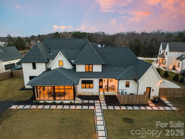 7114 Asbury Village Lane, Huntersville, NC 28078