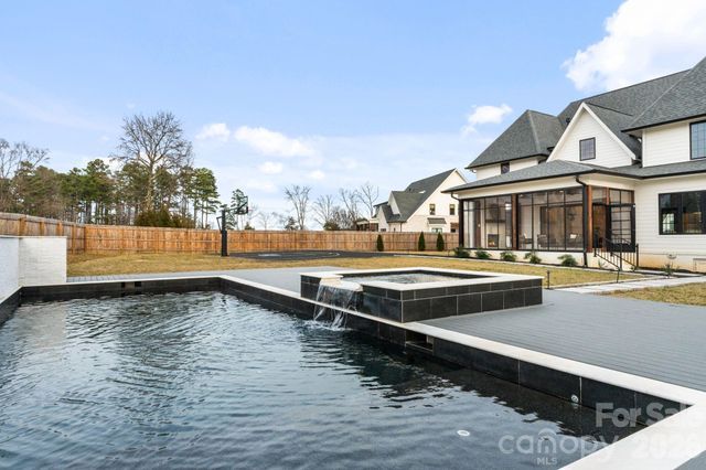 7114 Asbury Village Lane, Huntersville, NC 28078