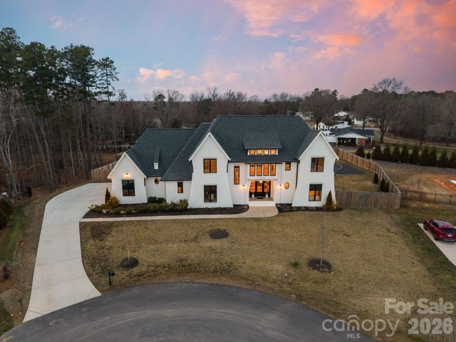 7114 Asbury Village Lane, Huntersville, NC 28078