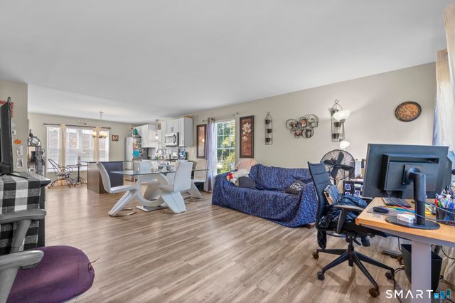 143 Bradford Avenue, East Haven, CT 06512