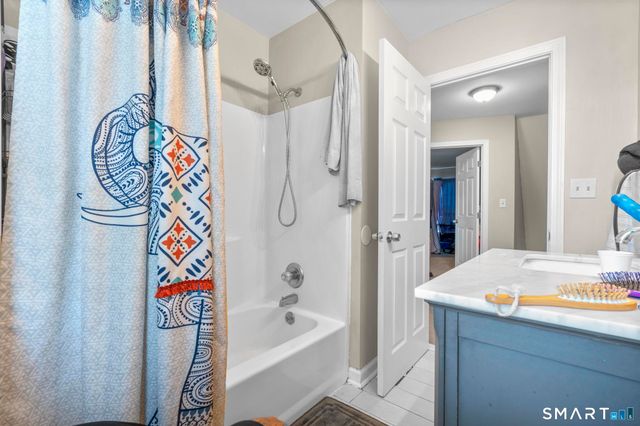 143 Bradford Avenue, East Haven, CT 06512