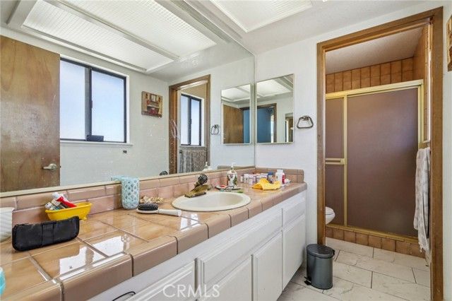 14057 Crow, Apple Valley, CA 92307