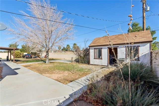 14057 Crow, Apple Valley, CA 92307